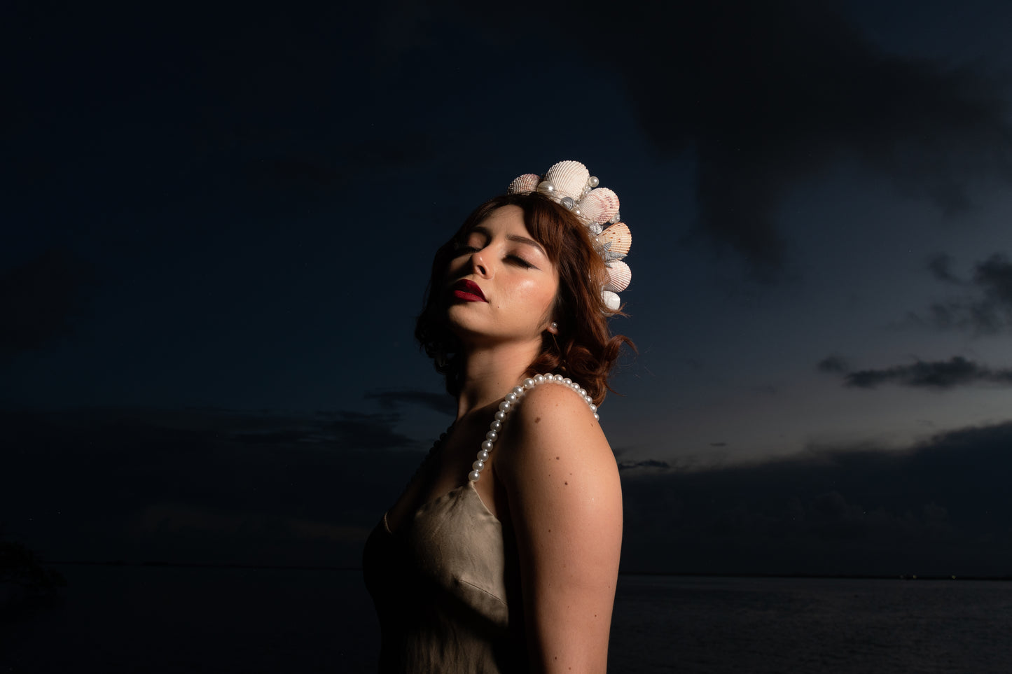 Tiara Ariel - pearls & natural seashells