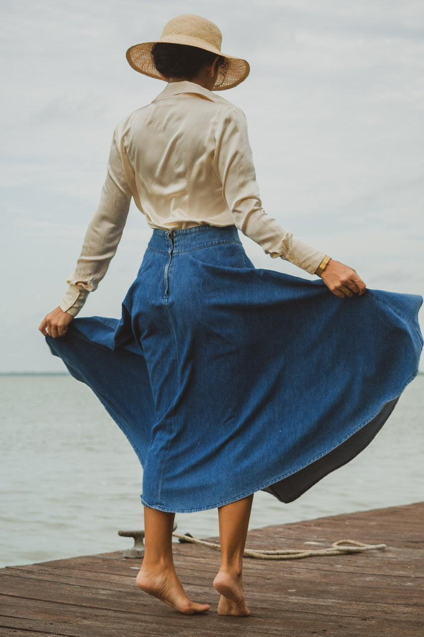 1980’s Oscar de la Renta jeans skirt (S)