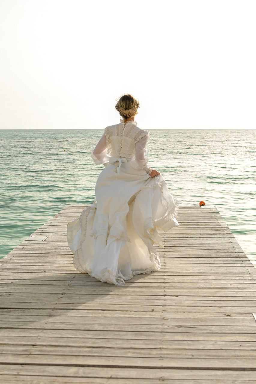 Vintage 1970s Victorian Wedding Dress (XS)